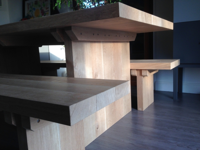 259-table-en-chene-massif