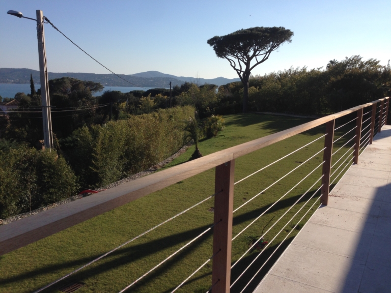 279-garde-corps-a-sainte-maxime-var