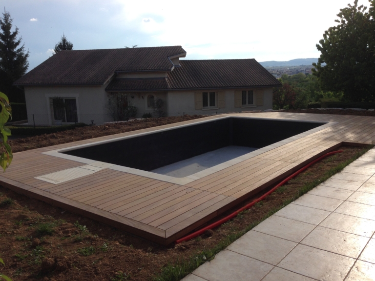 282-plage-de-piscine-a-jassans-ain