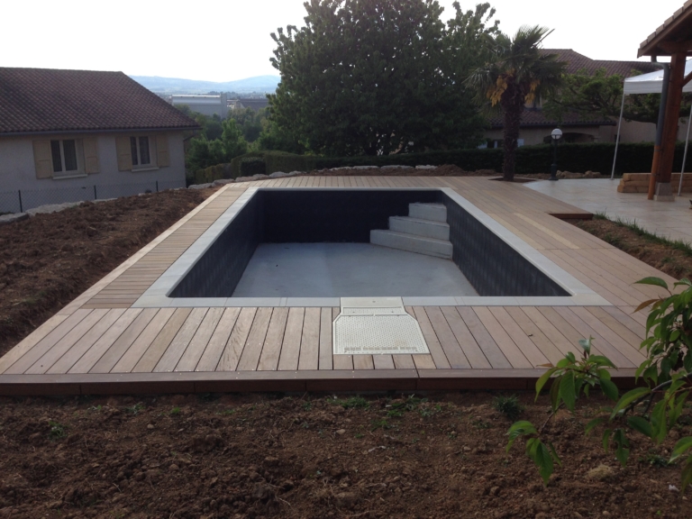 286-plage-de-piscine-a-jassans-ain