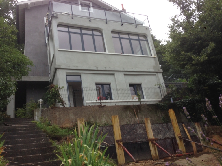 431-terrasse-sur-pilotis