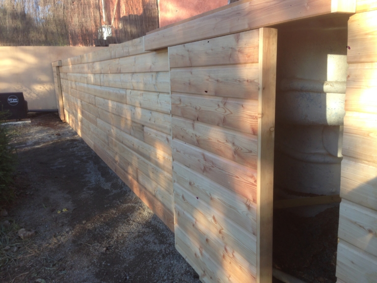 461-belle-plage-de-piscine-hors-sol-sur-la-commune-de-belmont-sur-azergues